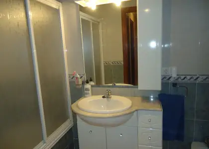 Alquiler de piso de dos dormitorios con trastero y garaje en Manzanares