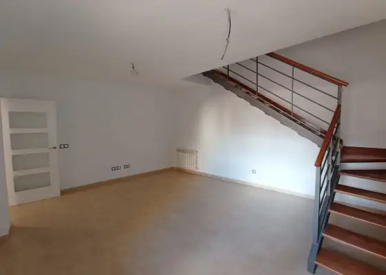 Casa/Chalet adosado En Venta Calle Victoria, Tomelloso