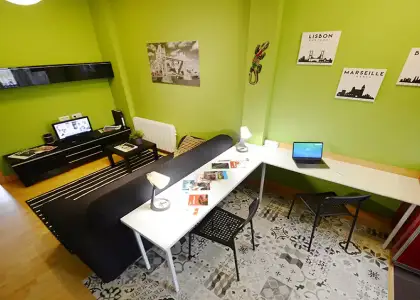 Habitación en piso compartido de 2 habitaciones en Larraskitu, gastos incluidos, ideal para profesionales y estudiantes. en Bilbao