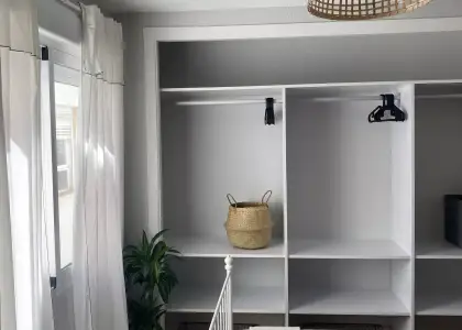 Habitación en piso compartido de 4 habitaciones en Alicante - Solo mujeres profesionales en Alicante (Alacant)