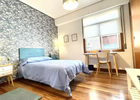 Habitación en piso compartido de 5 dormitorios en alquiler en Castaños, con todos los gastos incluidos en Bilbao