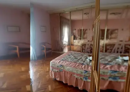 Habitación en piso compartido de 6 habitaciones en alquiler en Barcelona, gastos incluidos en Barcelona