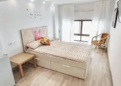 Habitación en un apartamento compartido de 3 habitaciones en Vistafranca, en alquiler. en Málaga