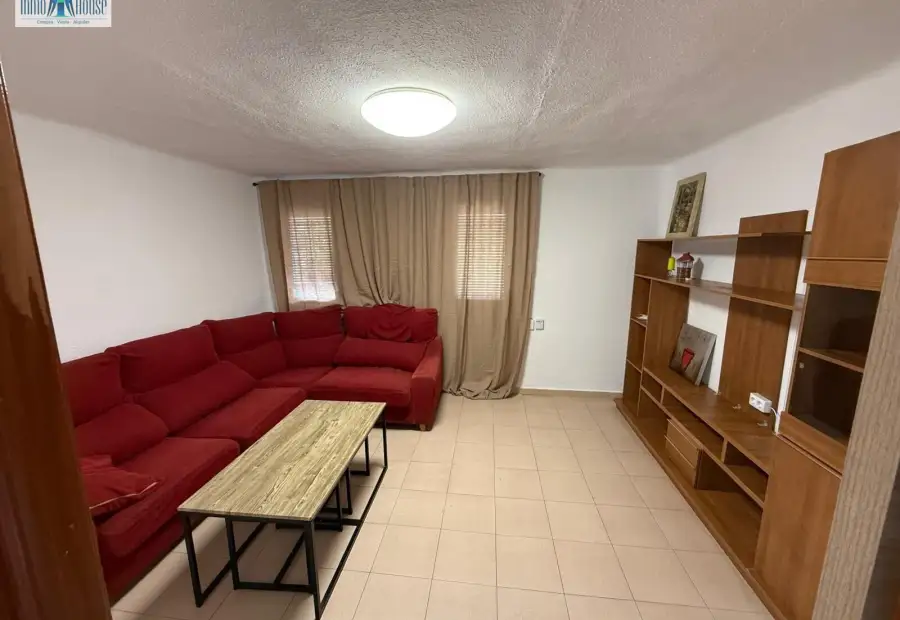 Inmohouse vende apartamento en zona perpetuo socorro ref:o188 en Albacete