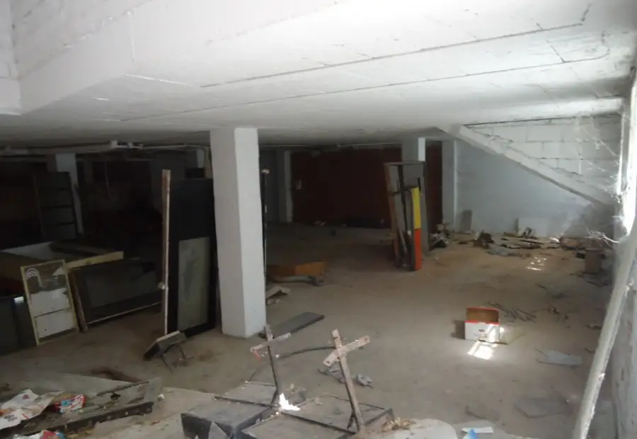 Local comercial en semisotano a pocos metros del centro en Manzanares