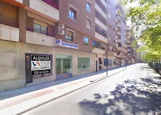 Local en Paseo San Gregorio en Puertollano