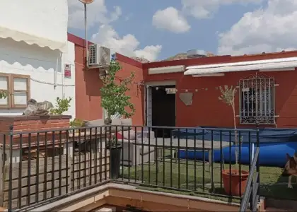 Magnifica casa unifamiliar en esquina con patio y salon campero en Puertollano