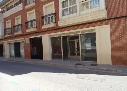 Piso de 3 dormitorios. Amplio y luminoso. A pocos metros del centro. en Manzanares