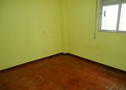 Piso de 3 dormitorios. Bien conservado y luminoso. en Manzanares