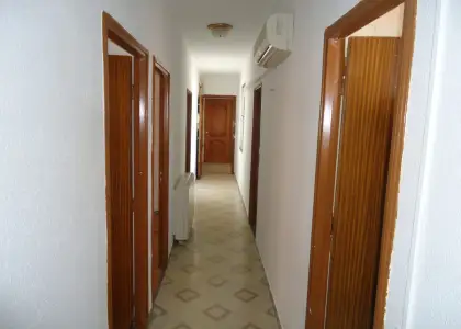 Piso de 3 dormitorios. Conservado. Totalmente céntrico. en Manzanares