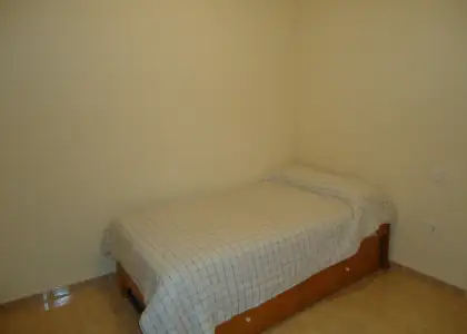 Piso de 3 dormitorios. Seminuevo. Con garaje. en Manzanares