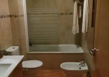 Piso de nueva construcción en venta con cochera y trastero en Manzanares