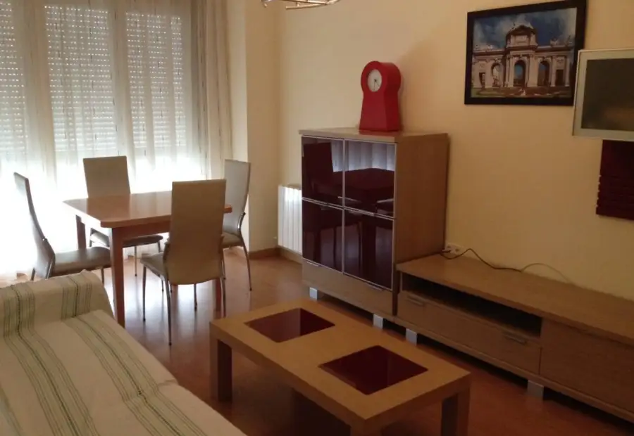 Piso en venta con plaza de garaje en Manzanares