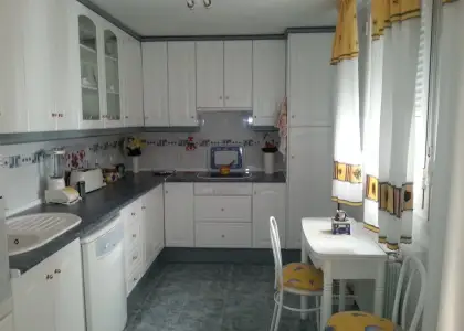 Piso en venta de 2 dormitorios muy amplio seminuevo en Manzanares