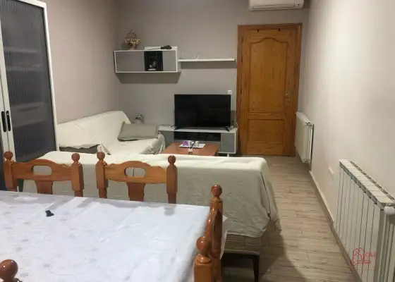 Piso en venta en Alcázar De San Juan, de 88 m2 con 2 dormitorios y baño por 105.000 €, Ref. 0266