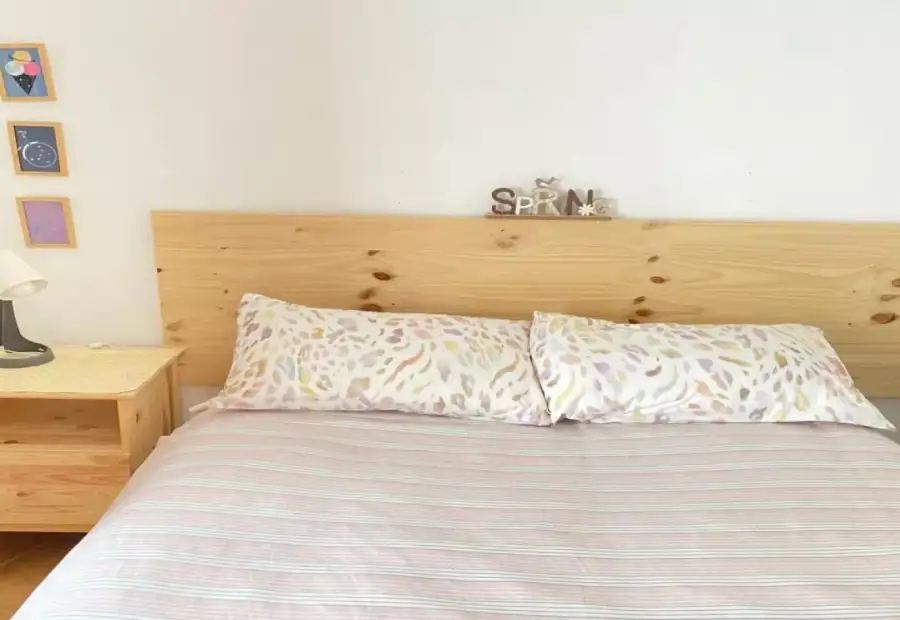 Se alquila habitación en piso compartido de 4 habitaciones en Centro Histórico, todos los gastos incluidos. en Málaga