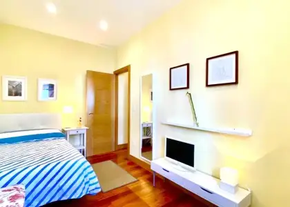 Se alquila habitación en piso compartido de 5 habitaciones en Basurtu, gastos incluidos. en Bilbao
