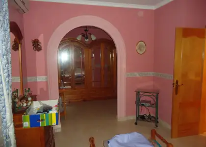 Se vende adosado de tres dormitorios completamente amueblado en buena zona en Manzanares