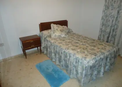 Se vende piso a escasos metros del centro de tres dormitorios en Manzanares