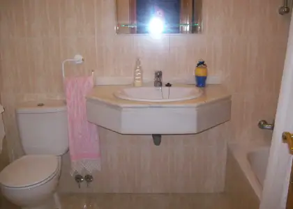 Venta de adosado zona Paseo del Rio de Tres Dormitorios en Manzanares