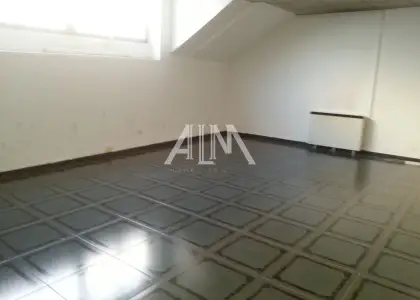 Venta de casa de vecinos en zona centro en Manzanares