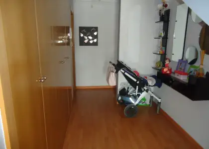 Venta de duplex seminuevo de tres dormitorios con garaje y trastero en Manzanares