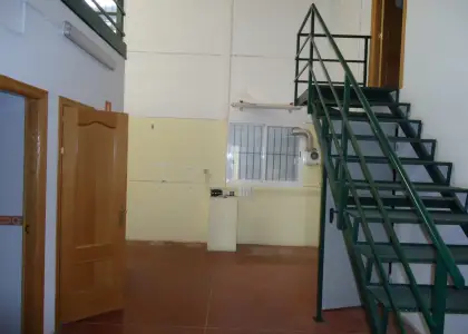 Venta de nave industrial de 800 M2 de parcela y 554 M2 construidos en Manzanares