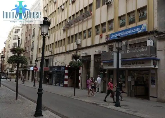 Venta de oficina en pleno centro de Albacete!