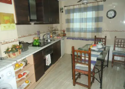 Venta de piso de cuatro dormitorios y dos cuartos de baño en zona la vereda con Plaza de Garaje en Manzanares
