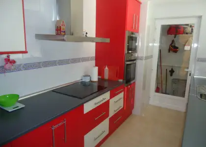 Venta de piso de tres dormitorios, dos baños y garaje en zona insititutos en Manzanares