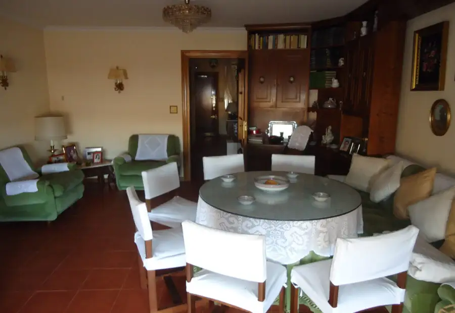 Venta de piso muy amplio y luminoso en en centro en Manzanares