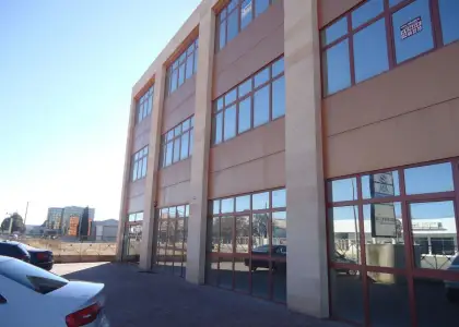 Venta Local Comercial PolÃ­gono, Manzanares en Manzanares